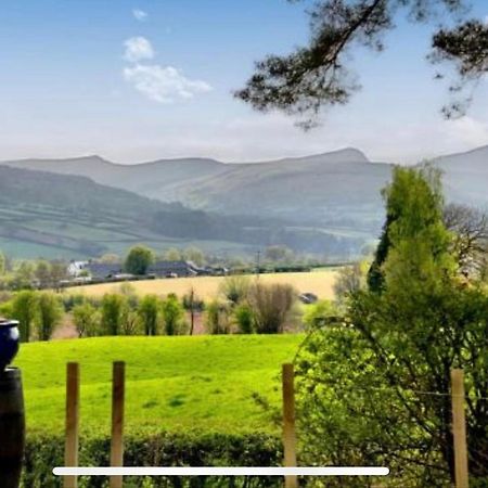 Mountain Suite, Stunning Views, Brecon Beacons Llanhamlach المظهر الخارجي الصورة
